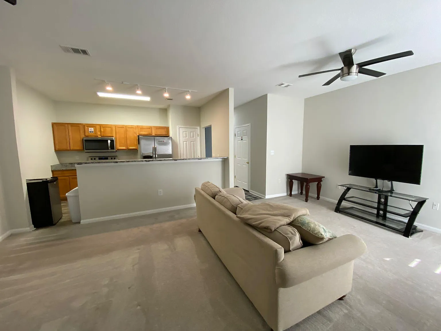1014 Airport Rd — Photo 3