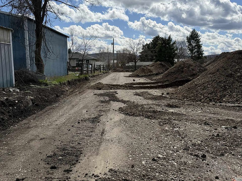1st image of X N Warren Ln