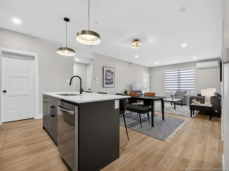 132 Quinn Ct #106 — Photo 33