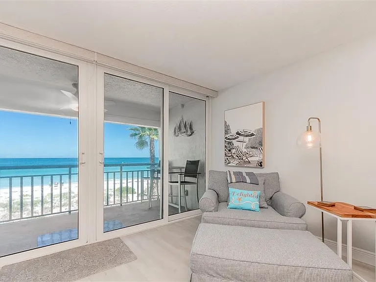 2900 Gulf Blvd #204 — Photo 7