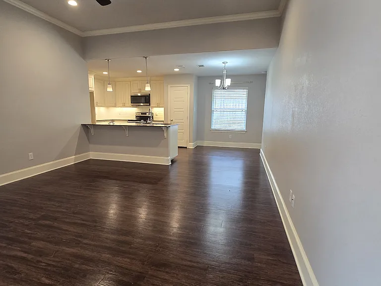 19866 Meadow West Ln — Photo 13