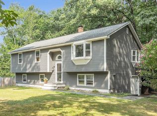 50 Conleys Grove Rd, Derry, NH 03038