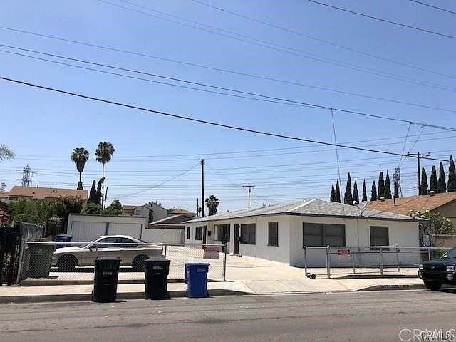 1st image of 3027 Earle Ave