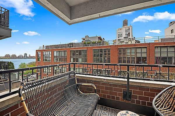 1st image of 366 W 11th St APT 6G