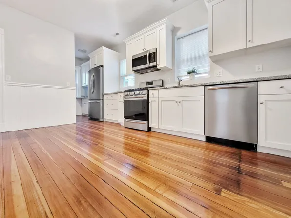 126-128 London St #1, Boston, MA 02128