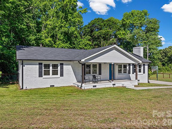 3rd image of 1848 Smiths Cir