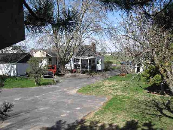2nd image of 171 Wallula Ave