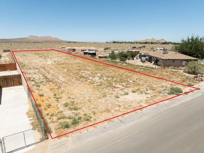 E 156th St, Lake Los Angeles, CA, 93535