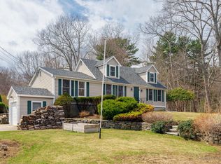 75 Seabury Rd, York, ME 03909