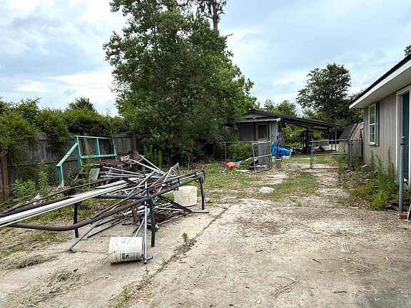 4th image of 7745 McCindy Rd
