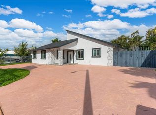 12415 SW 207th Ter, Miami, FL 33177