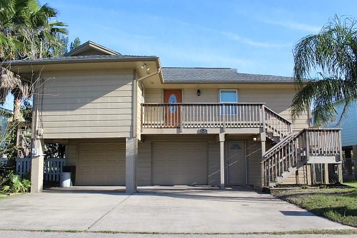 1st image of 2 Dolphin St