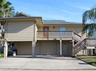 2 Dolphin St, Bayou Vista, TX 77563