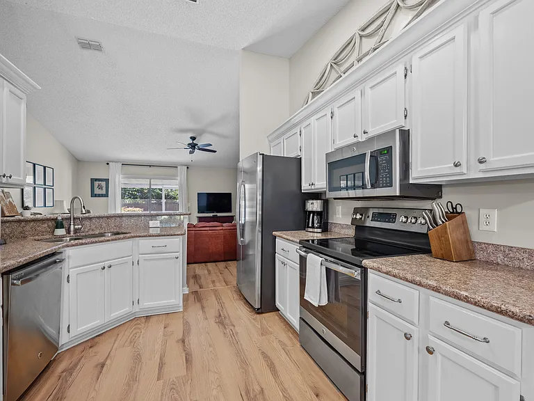 607 Hibernia Oaks Dr — Photo 11