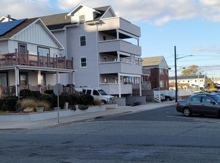 61 Neptune Blvd #3B, Long Beach, NY 11561