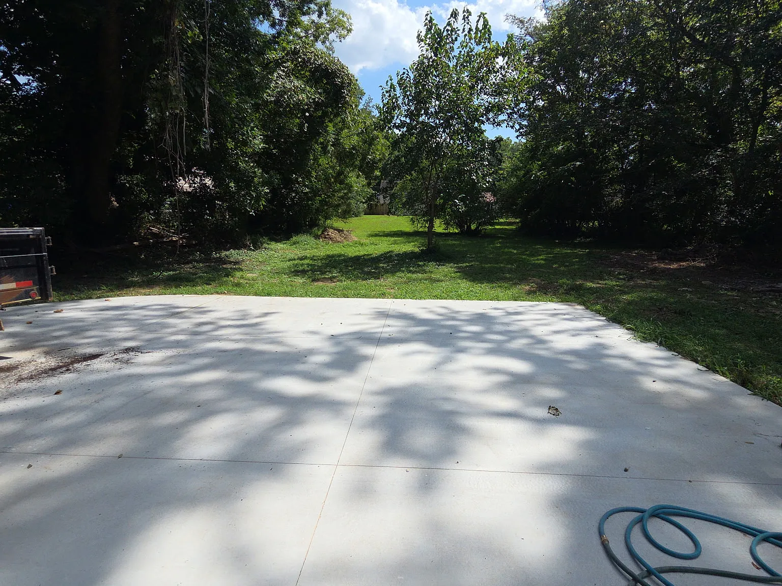 3 bed, 2304 sqft, $2,200 — Photo 4
