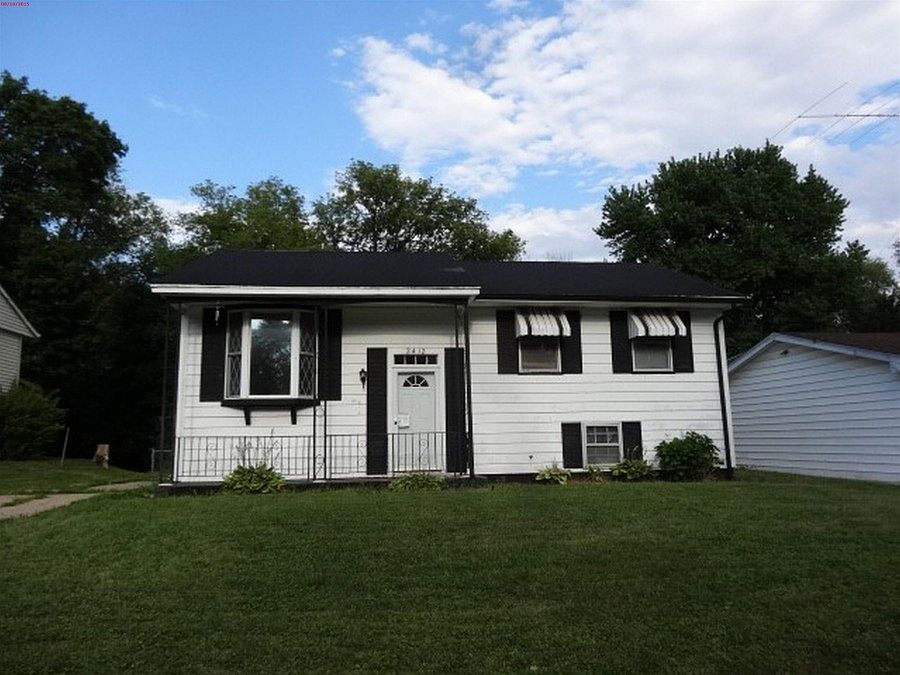 1st image of 2412 Forsythia Dr