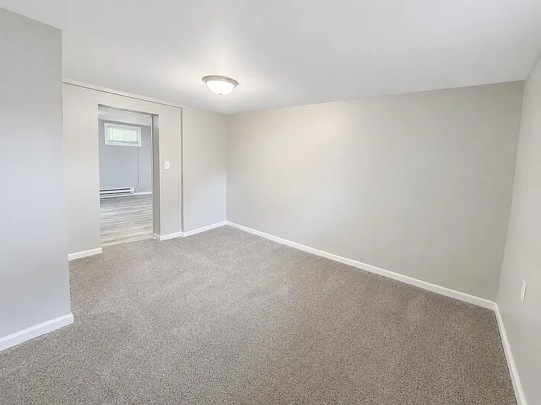 1018 Rockhill St #3 — Photo 6