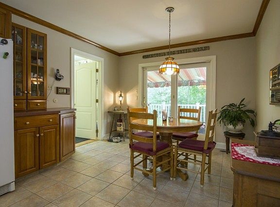 3rd image of 6115 Muhlenberg Ct