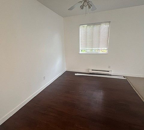 5th image of 10011 150th St #307