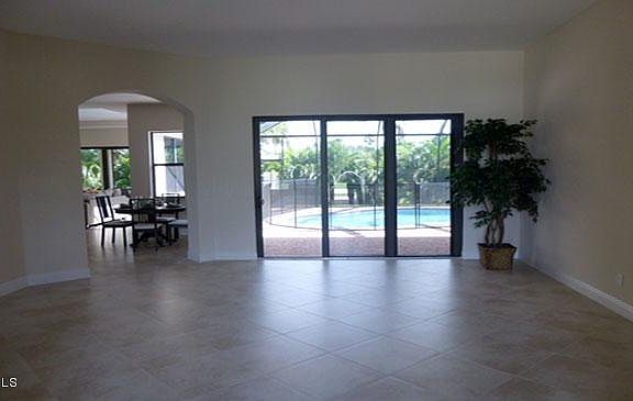 5th image of 2055 NW Diamond Creek Drive #03
