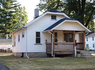 585 Spruce St, Mount Morris, MI 48458