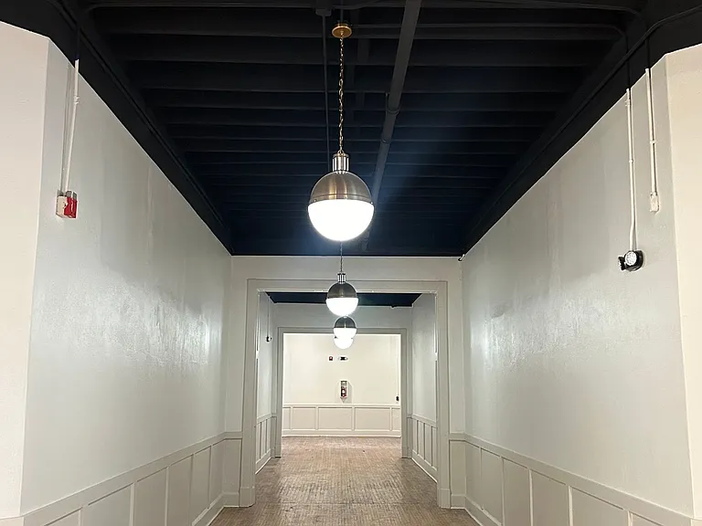 Roosevelt School Apartments — Photo 10