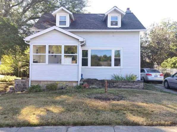 416 S Center St, Stockbridge, MI 49285