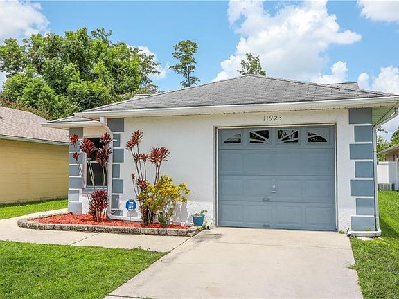 2nd image of 11923 Atlin Dr