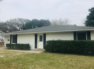 313 Mathilda Dr, Sulphur, LA 70663