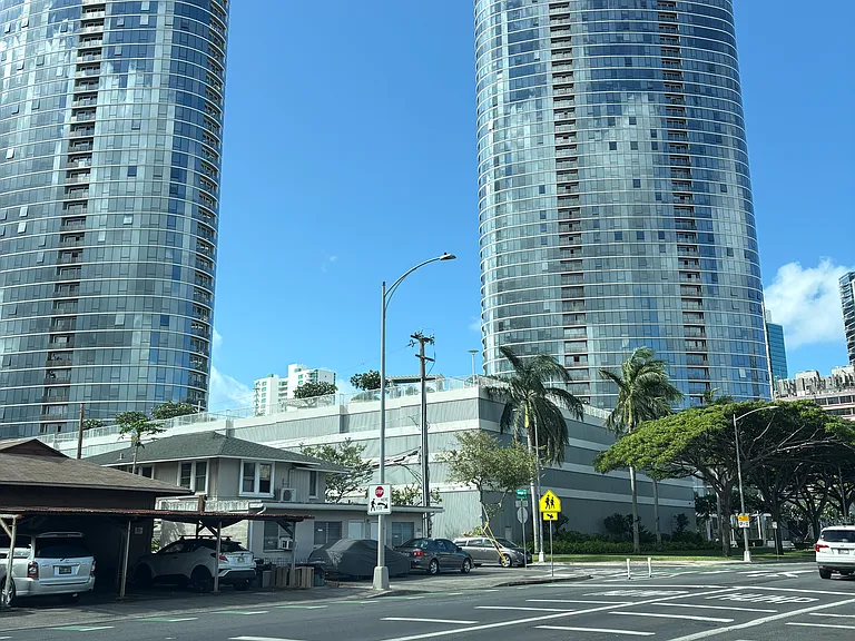 1288 Kapiolani Blvd — Photo 2