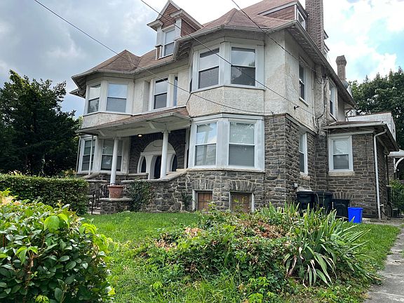 4th image of 6800 N 13th St APT 3