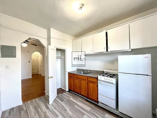 Rented by Highline Residential | media 5