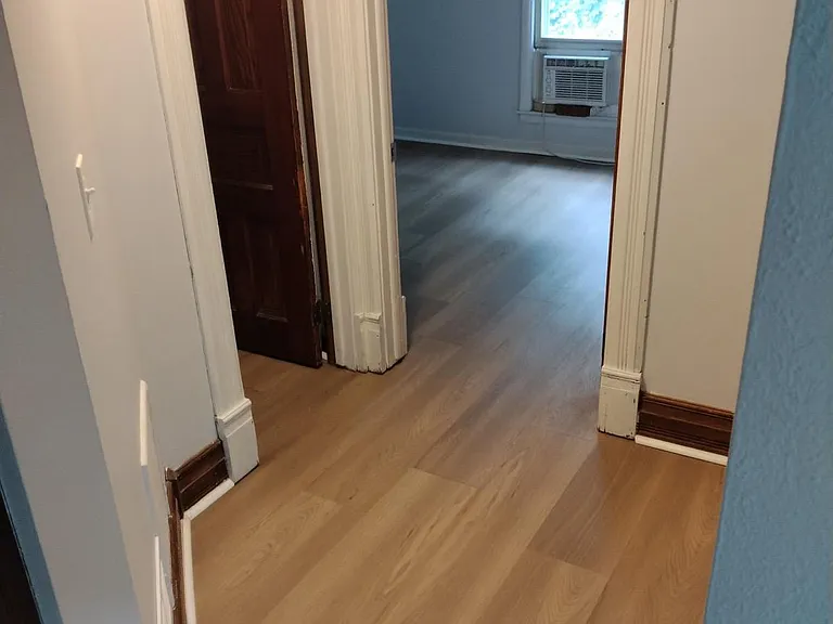 821 W Liberty St #2 — Photo 3