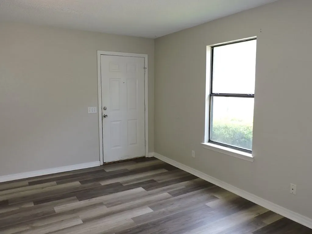 2 bed, 1224 sqft, $1,295 — Photo 4