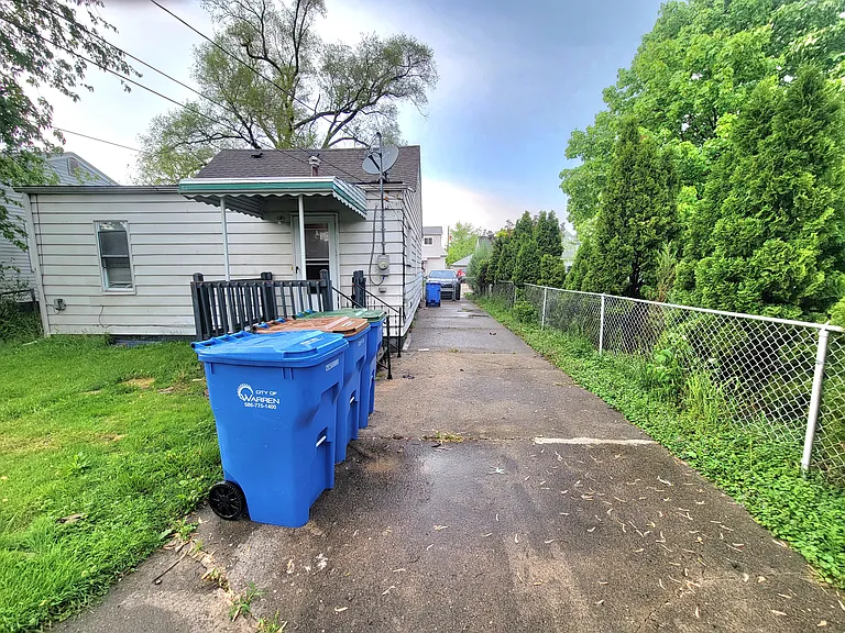 7248 Hupp Ave — Photo 14