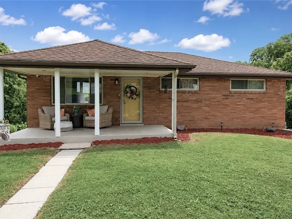 1221 Robbie Dr, Irwin, PA 15642