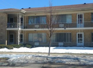 753 Busse Hwy APT 4, Park Ridge, IL 60068