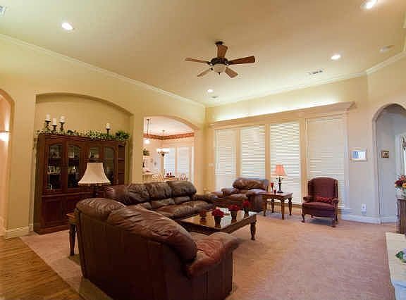 4th image of 3209 Lake Creek Trl