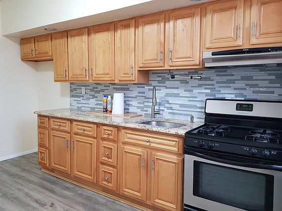 3rd image of 1508 Kerrigan Ave #1