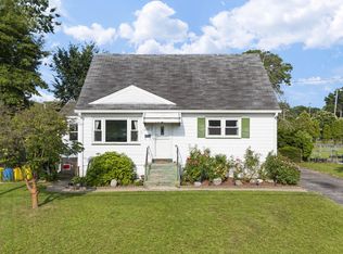 102 Armour Ave, Hamilton, NJ 08619