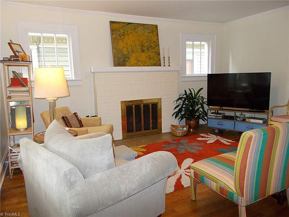 3rd image of 408 Otteray Ave