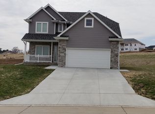 613 E Jaycee St, Avoca, IA 51521
