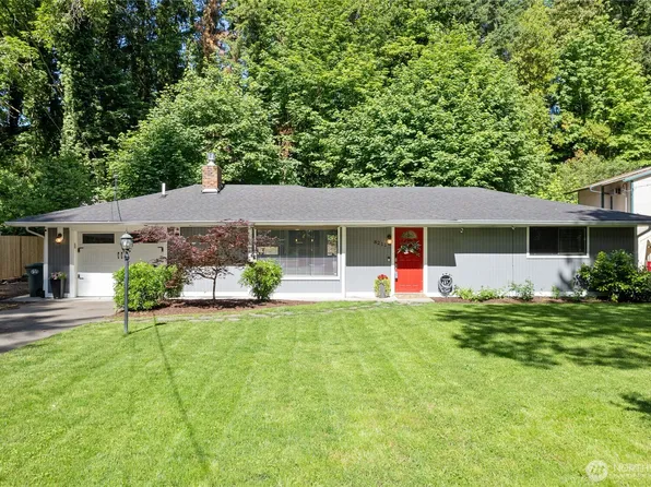 8211 118th Street Ct SW, Lakewood, WA 98498