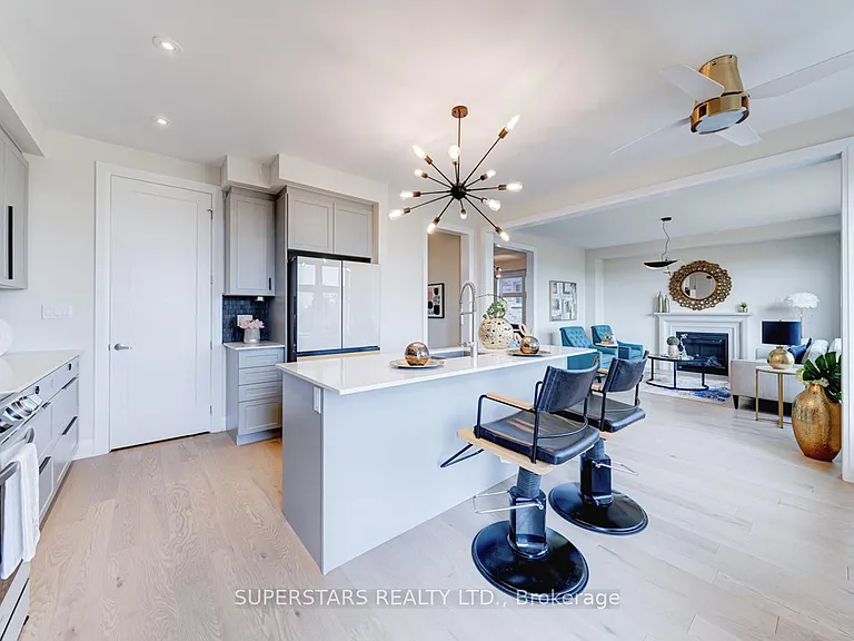 33 John Dallimore Dr — Photo 11