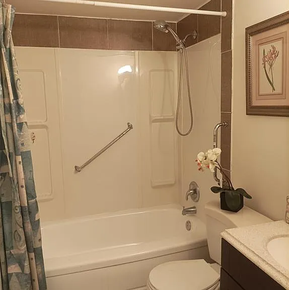 111 Riverside Dr E #808 — Photo 12