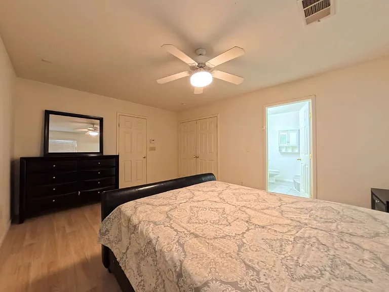 8330 Hipwader Ct — Photo 32