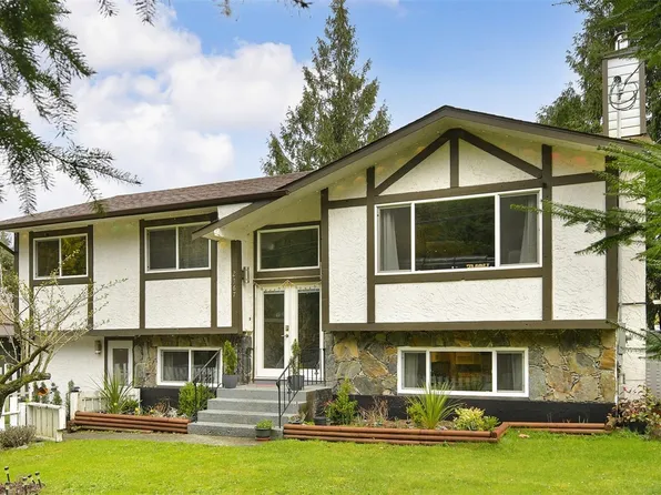 2367 Otter Point Rd, Sooke, BC V9Z 0H9