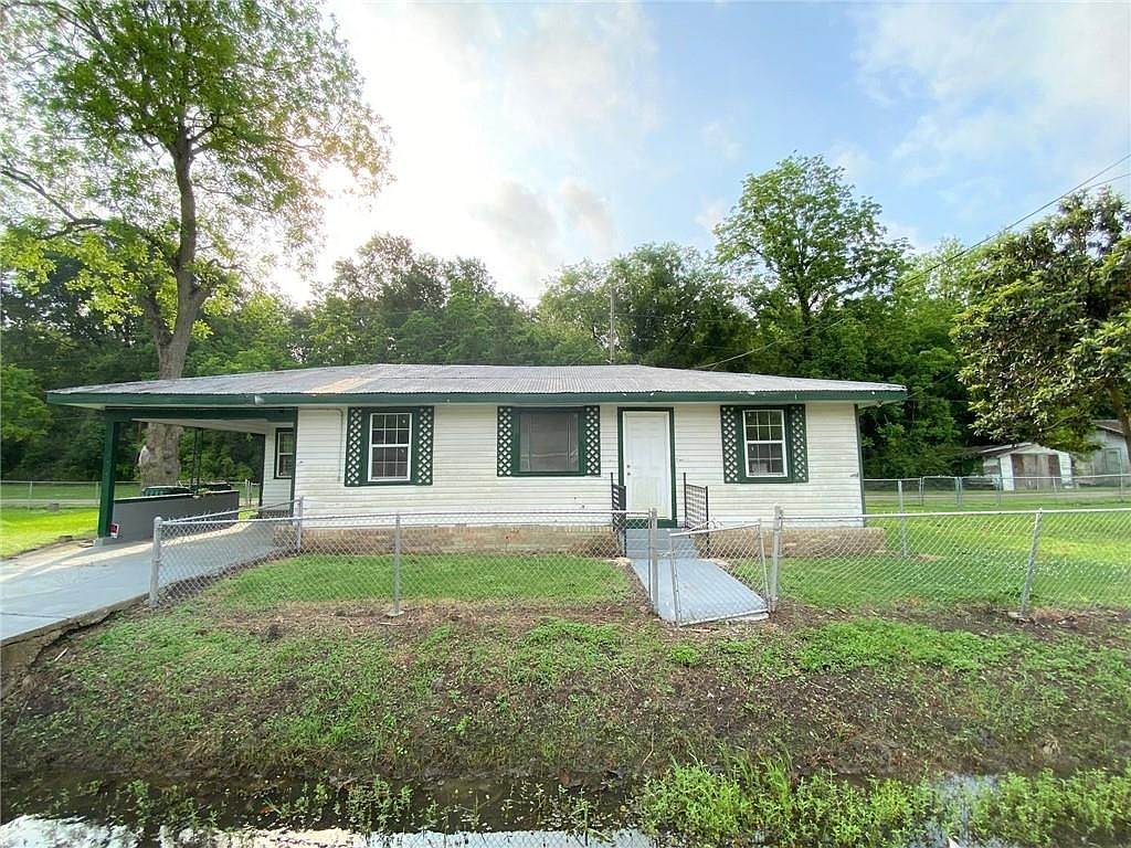 198 Chestnut St, Mount Airy, LA 70076 | Zillow