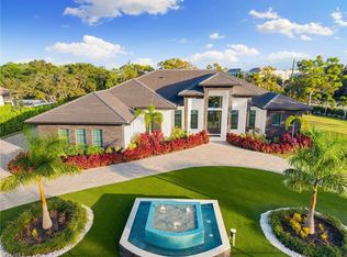 10 Caribbean Rd, Naples, FL 34108